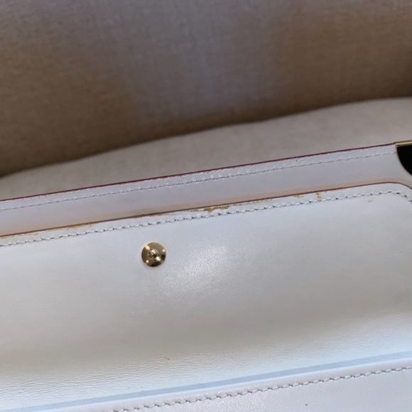 Louis Vuitton Suhali Porte Tresor Wallet - Picture 14 of 16